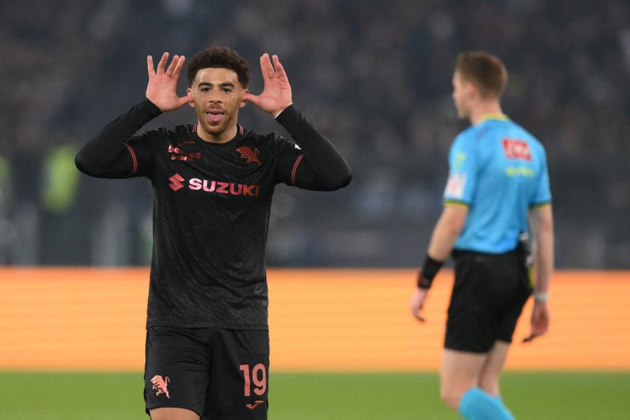 [图]伊尔汗绝杀亚当斯双响 都灵3-2进意杯八强战国米